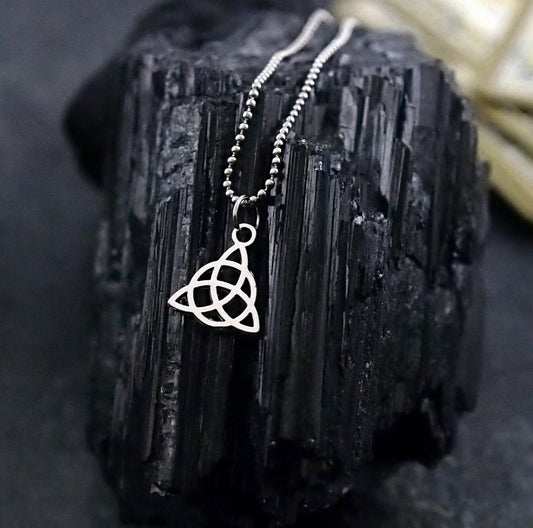 Celtic Triquetra Trinity Amulet Pendant